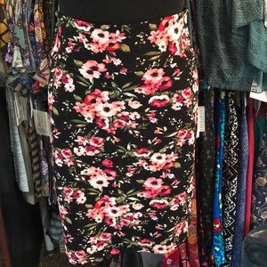 LuLaRoe Cassie skirt floral